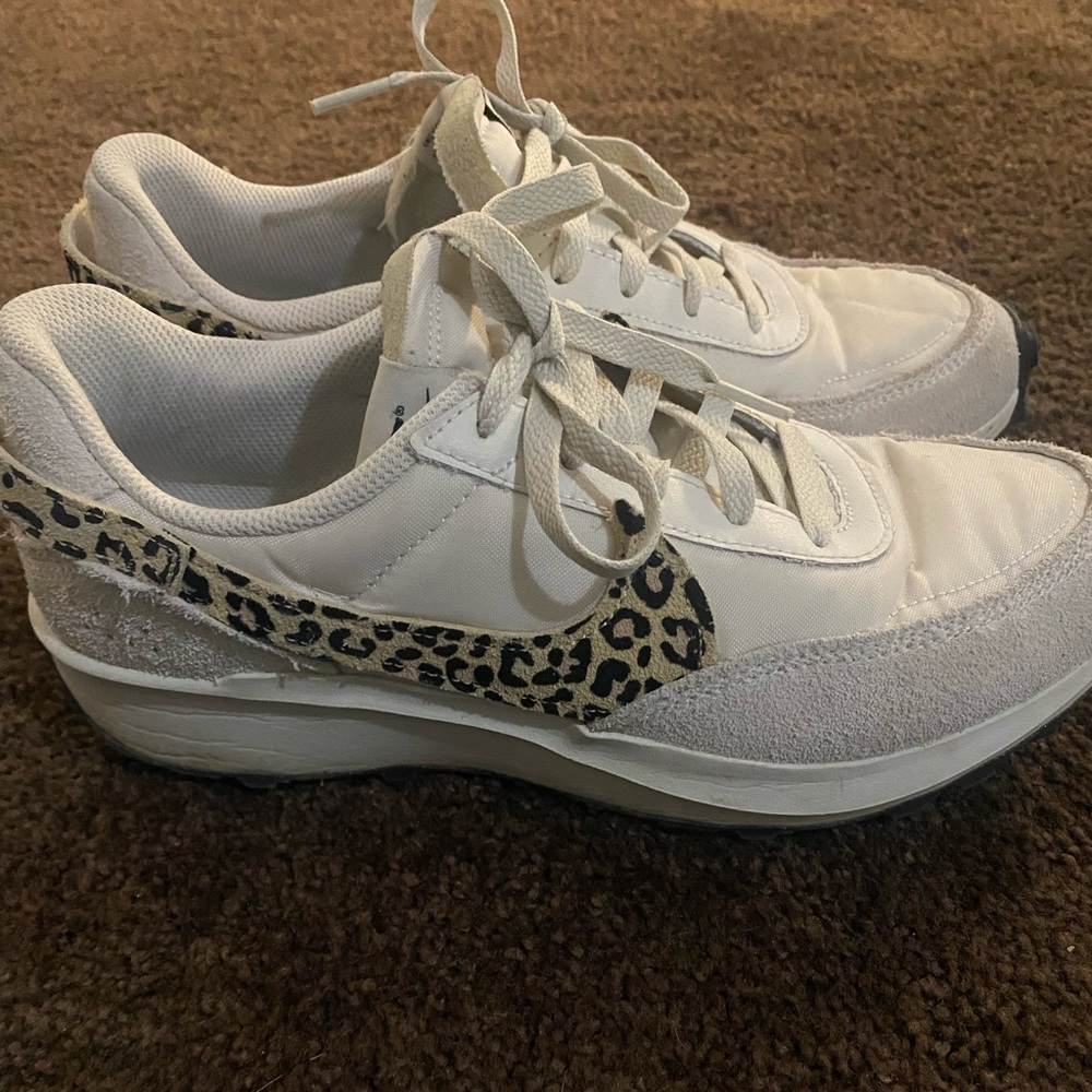 Nike Women's Leopard Print Sneakers